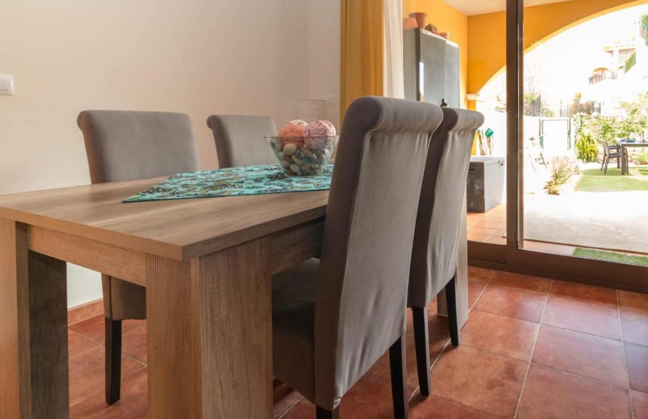 Apartamento Con Hermoso Jardin Y Ac Isla Plana Kültér fotó