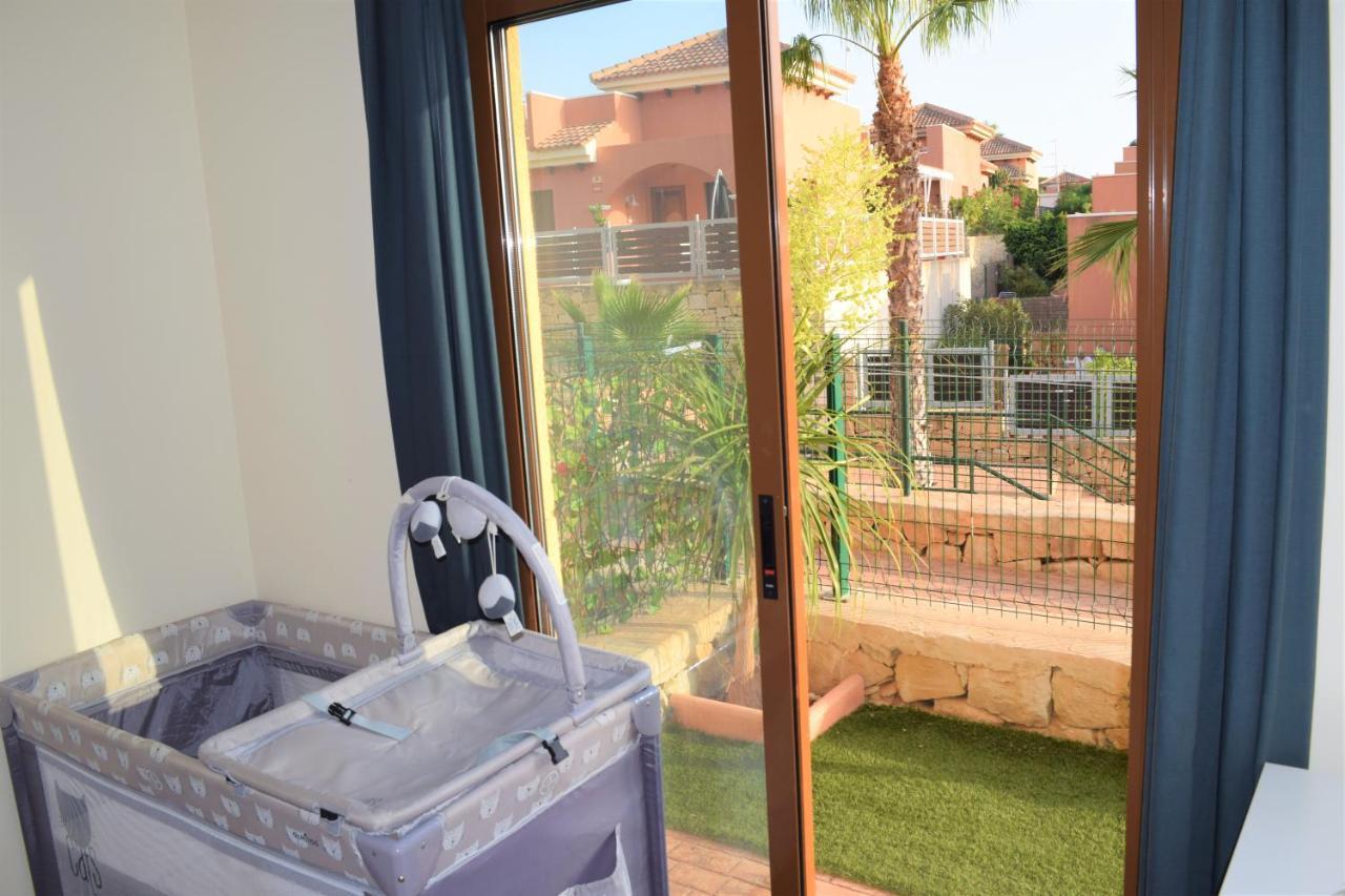 Apartamento Con Hermoso Jardin Y Ac Isla Plana Kültér fotó